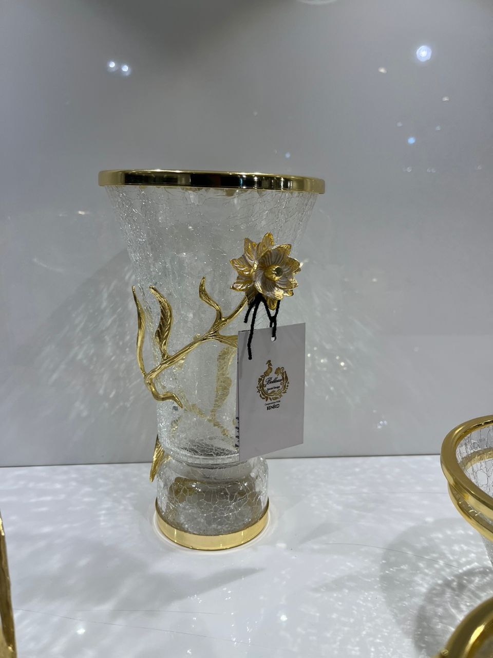 گلدان شیشه ای طلایی گل نارسیس برنجی کد1129