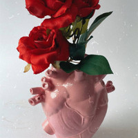 گلدان قلب صورتی و قرمز