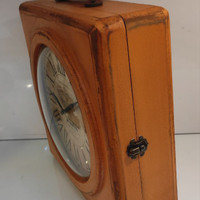 ساعت رومیزی آنتیک چوبی مدل گرد چمدانی سایز بزرگ