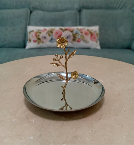 شیرینی خوری