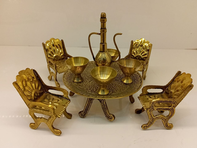 دکوری برنجی