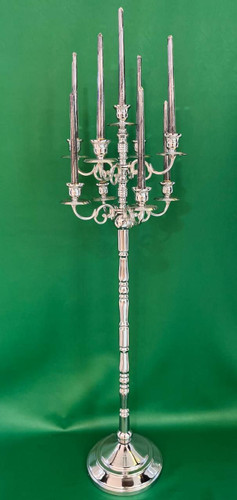 شمعدان کنارسالنی