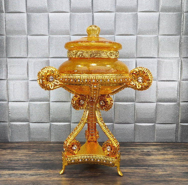 شکلات خوری پایه دار فلزی طرح عربی