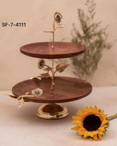 شیرینی خوری دو طبقه چوبی آفتابگردان