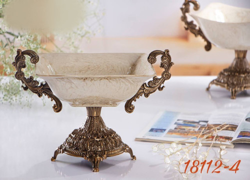 میوه خوری پایه دار