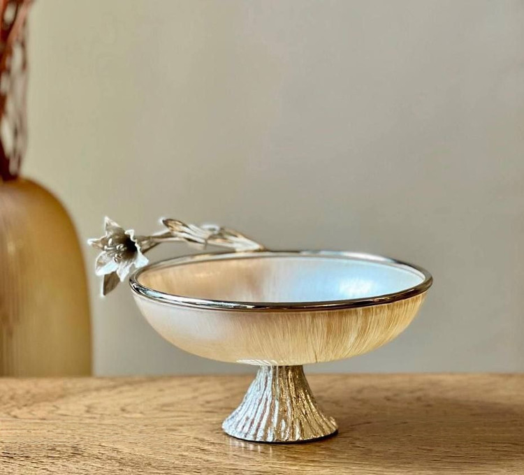 شکلات خوری لیلیوم